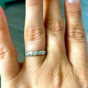 14K white gold band, size 7.5